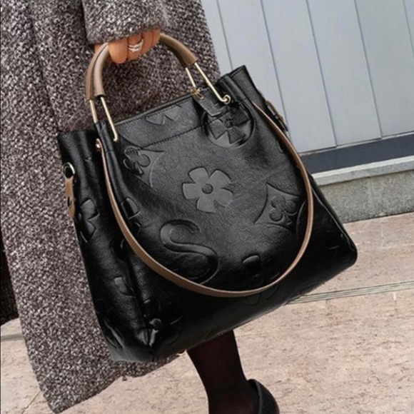 Perfect bag to go back to work this fall - Picture 1 of 8